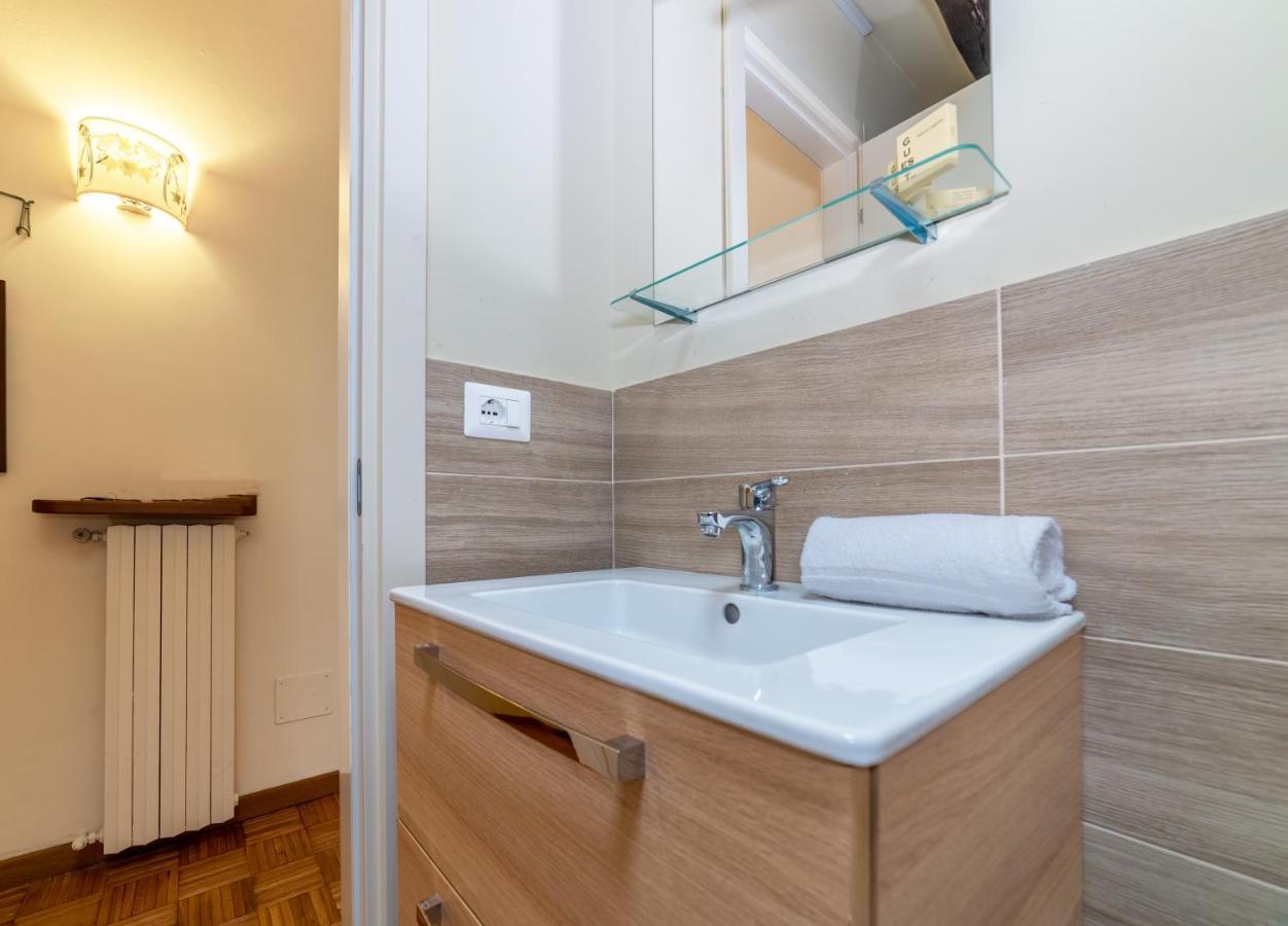 Brera - Sella Charme Apartment Castle View Milano Eksteriør bilde